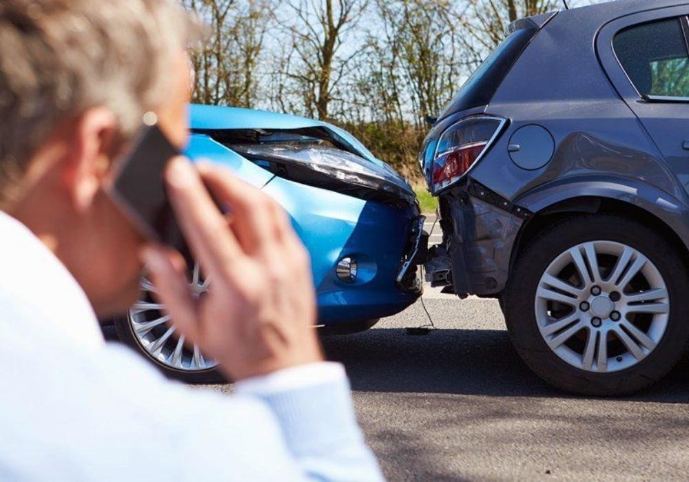 Bảo hiểm vật chất xe ô tô – thủ tục, biểu phí và quy định